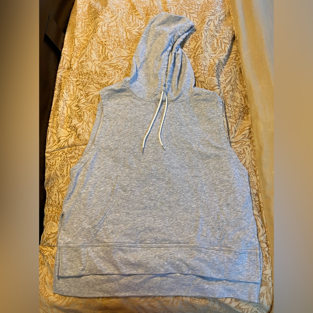 Sleeveless Champion Muscle Tank with Hood